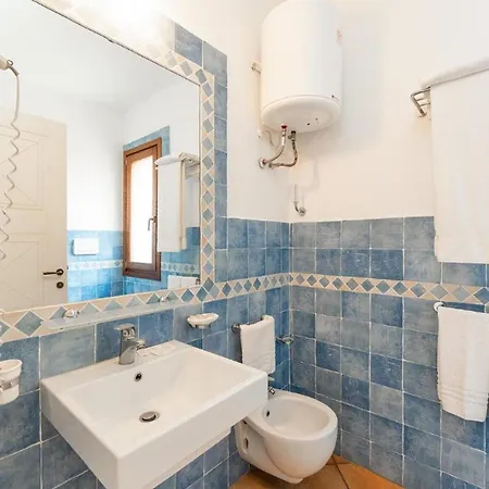 Relaxing Baia Dei Mirti B3 1 Bedroom Sleeps 3 Persons *