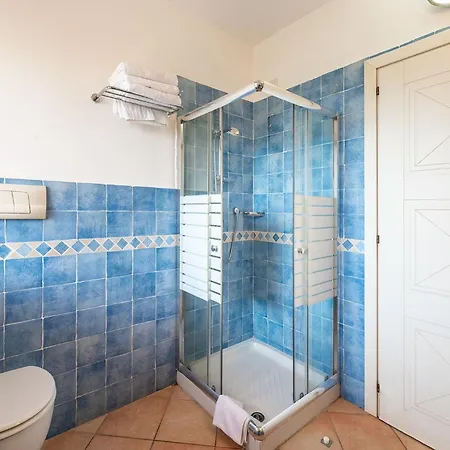 Relaxing Baia Dei Mirti B3 1 Bedroom Sleeps 3 Persons *